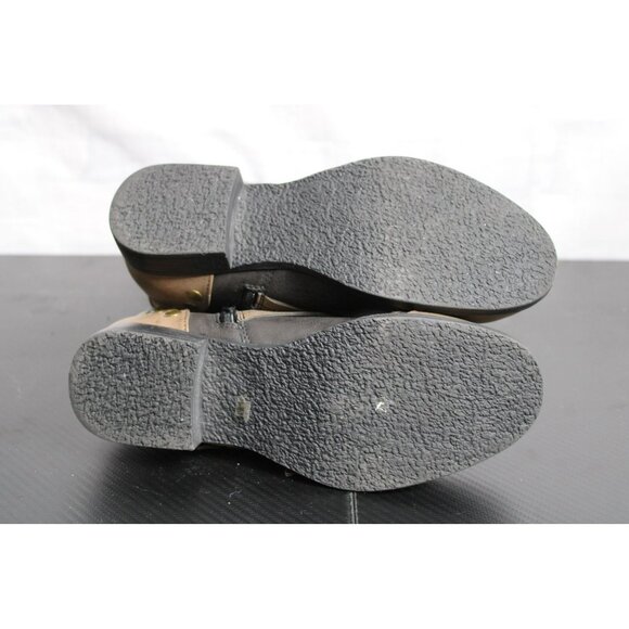 Two Tone Brown Zipper Boots with Pockets - Picture 4 of 7